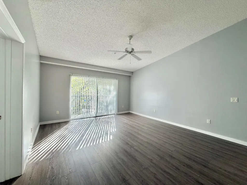 1100 Crestwood Court S Royal Palm Beach FL 33411