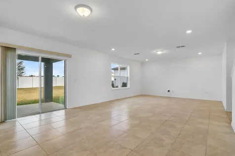9644 Summers Cay Circle Thonotosassa FL 33592