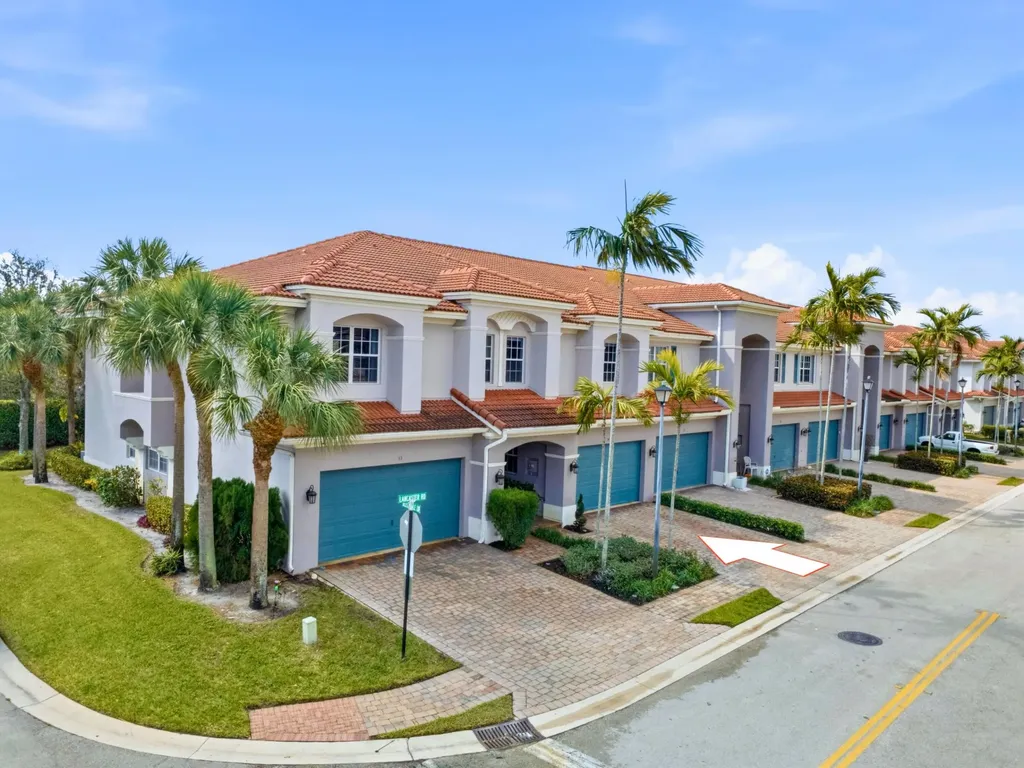 34 Lancaster Road Boynton Beach FL 33426