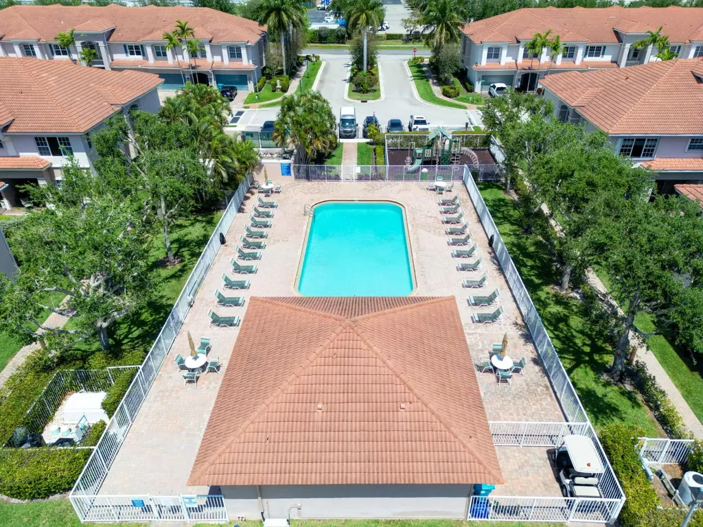 34 Lancaster Road Boynton Beach FL 33426