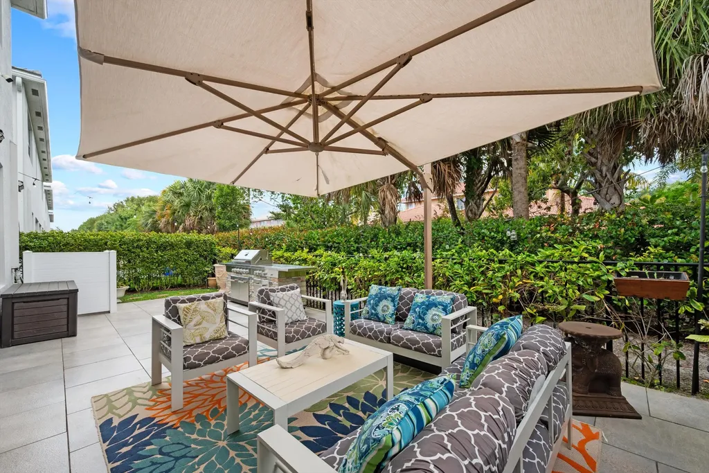 4325 Arcturus Lane Lake Worth FL 33467
