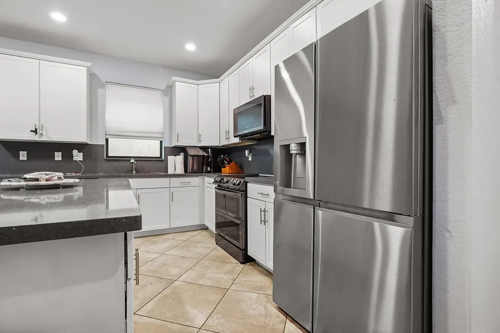 4548 Sandy Cove Terrace Lake Worth FL 33467