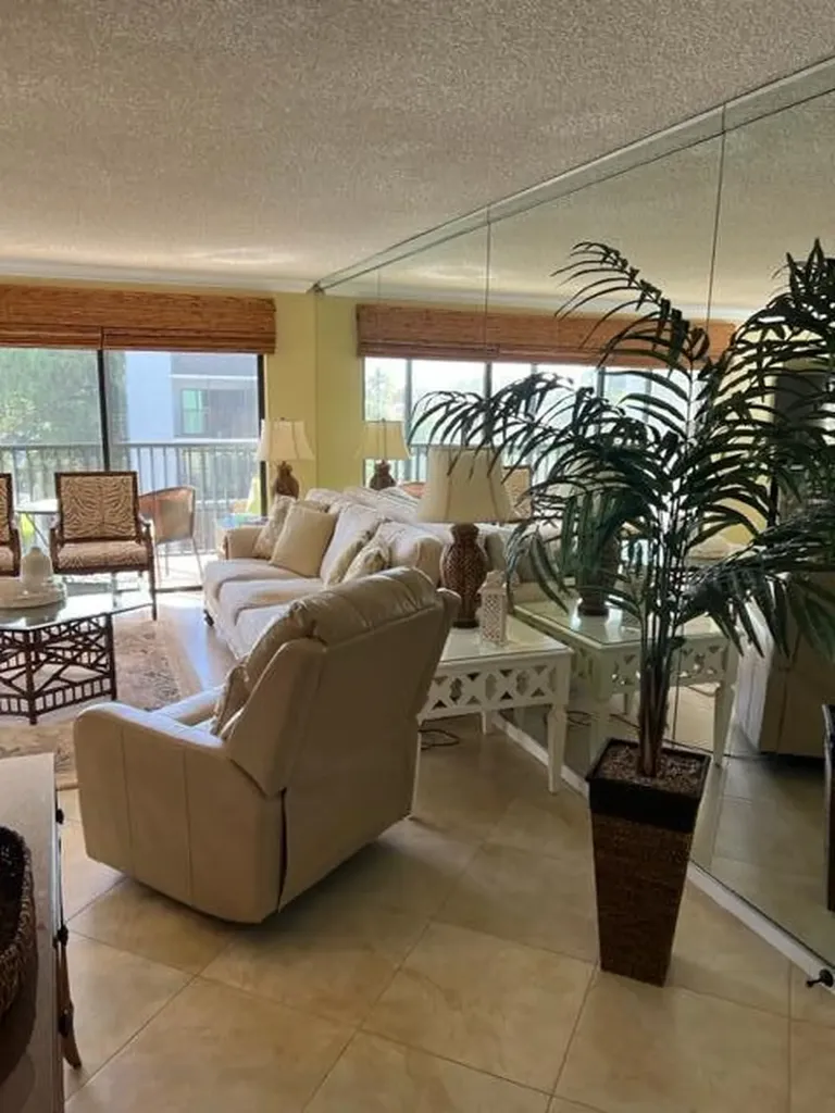1605 S Us Highway 1 Jupiter FL 33477