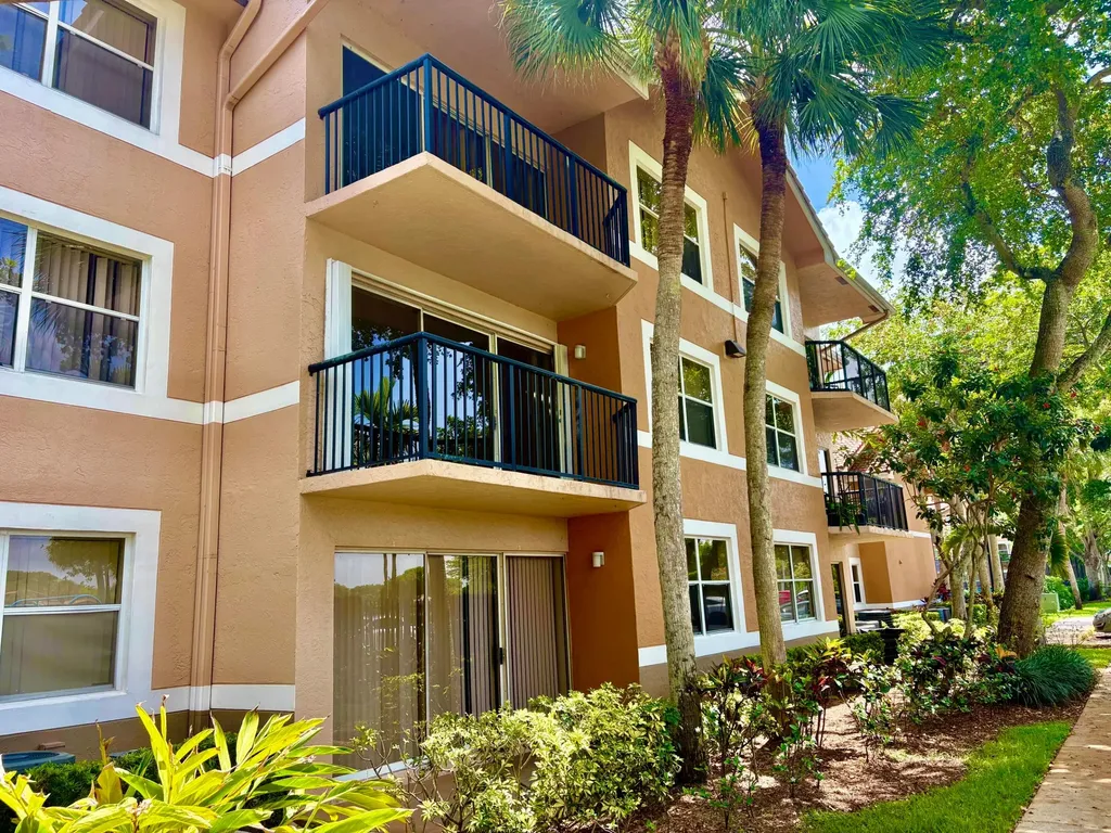 8781 Wiles Road Coral Springs FL 33067