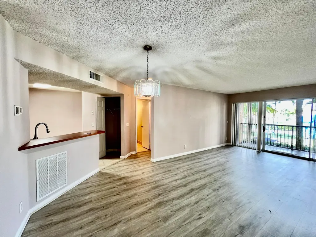 8781 Wiles Road Coral Springs FL 33067