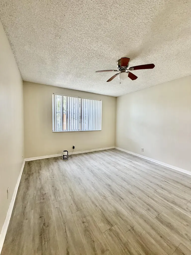 8781 Wiles Road Coral Springs FL 33067