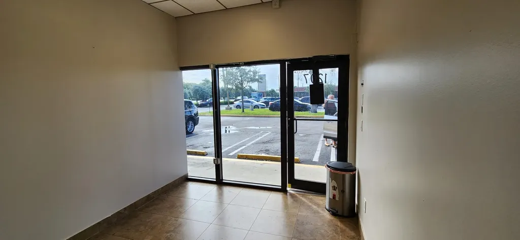 1207 S Powerline Road Pompano Beach FL 33069