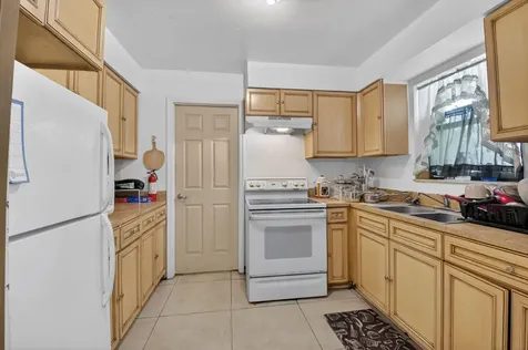 303 SW 2nd Avenue Delray Beach FL 33444