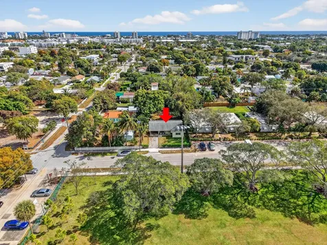 303 SW 2nd Avenue Delray Beach FL 33444