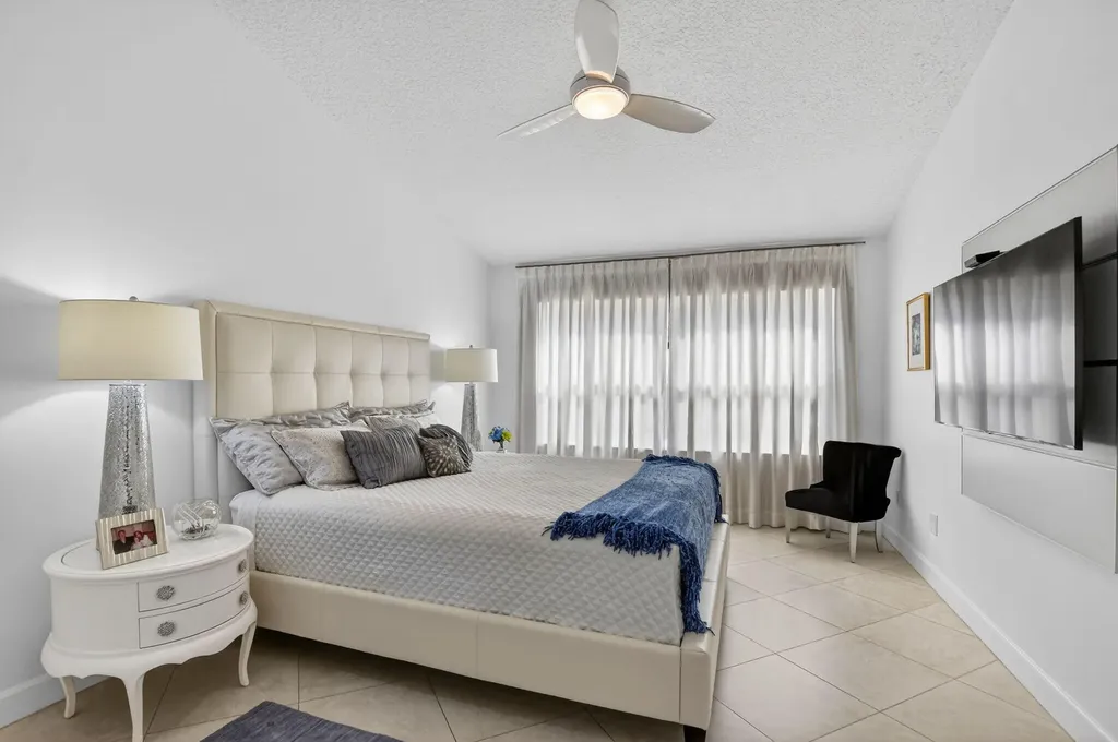17227 Boca Club Boulevard Boca Raton FL 33487