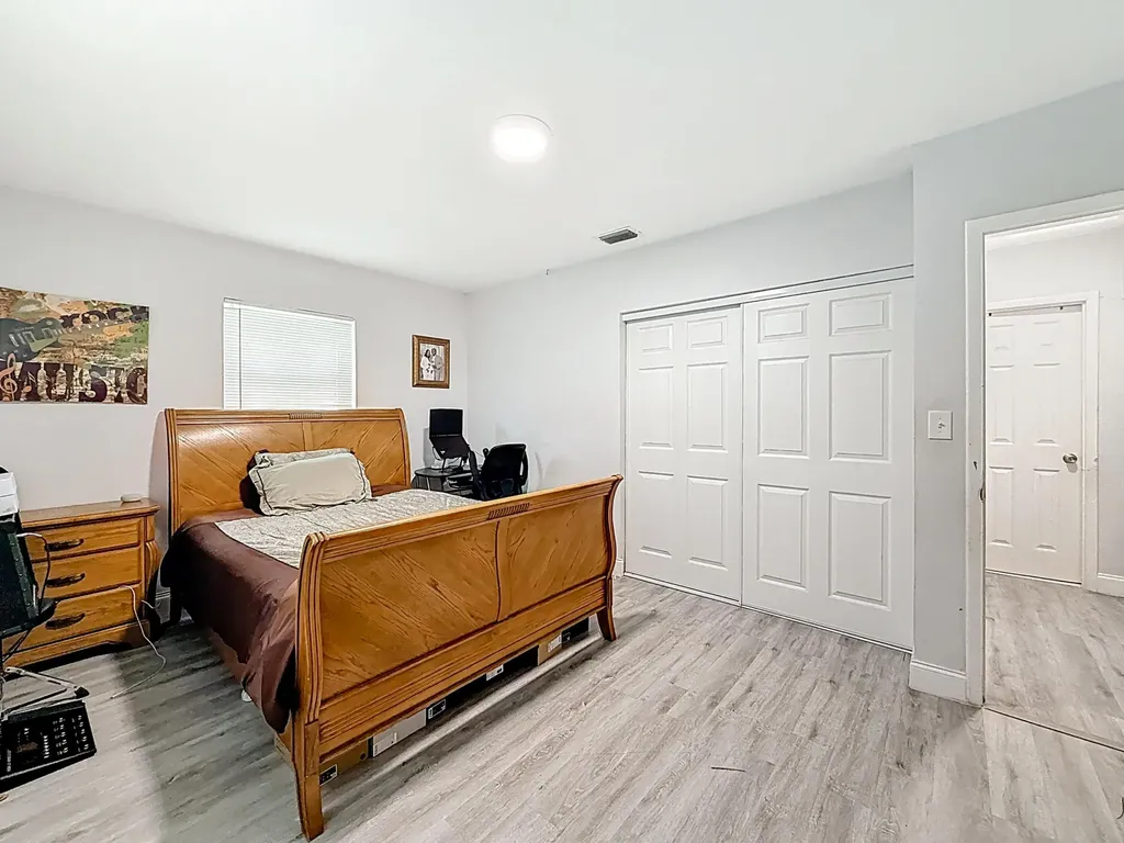 3020 NW 17th Street Fort Lauderdale FL 33311