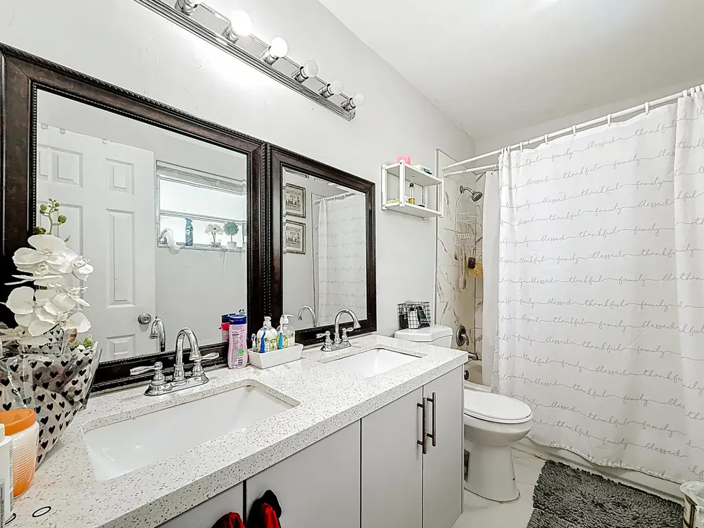 3020 NW 17th Street Fort Lauderdale FL 33311
