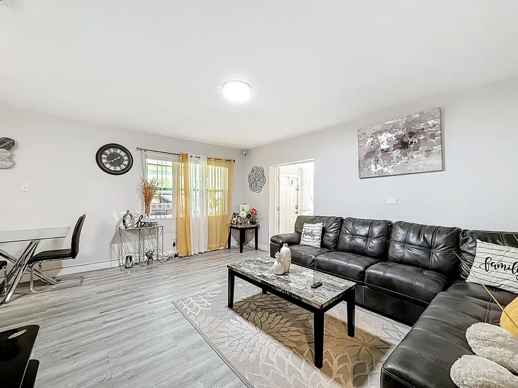 3020 NW 17th Street Fort Lauderdale FL 33311