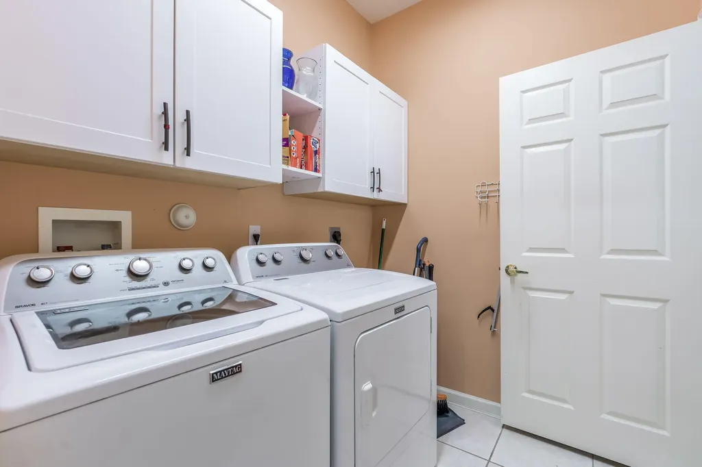 7180 Cataluna Circle Delray Beach FL 33446