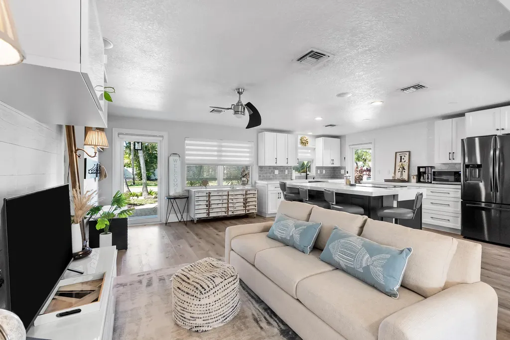 1605 Treemont Avenue Jupiter FL 33469