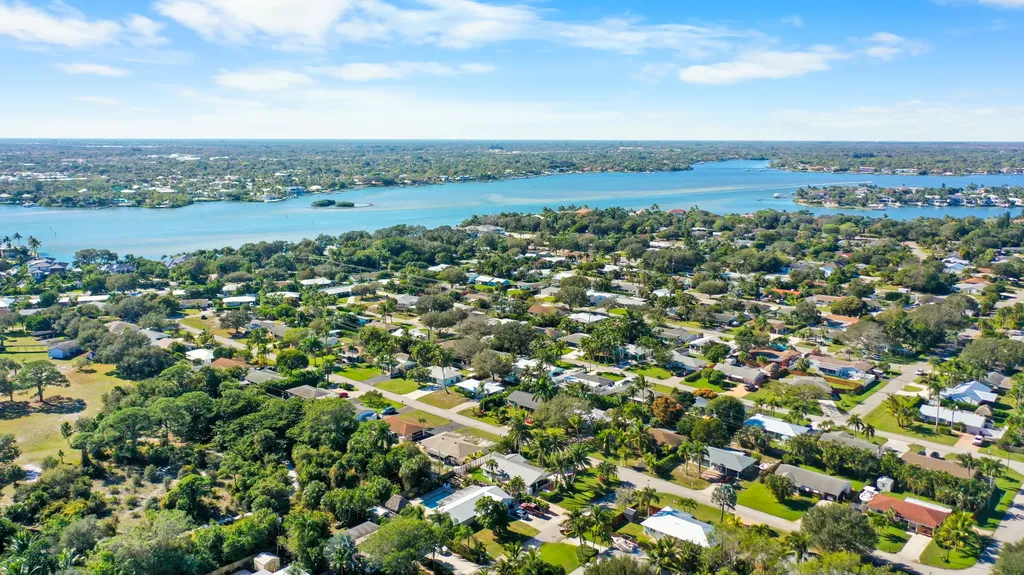 1605 Treemont Avenue Jupiter FL 33469