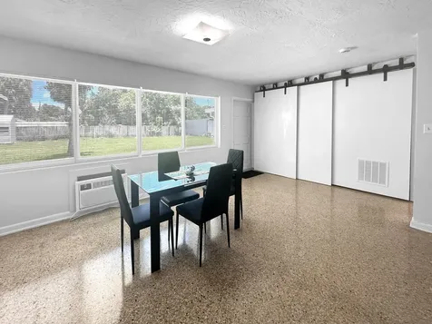 1612 S 28th Street Fort Pierce FL 34947