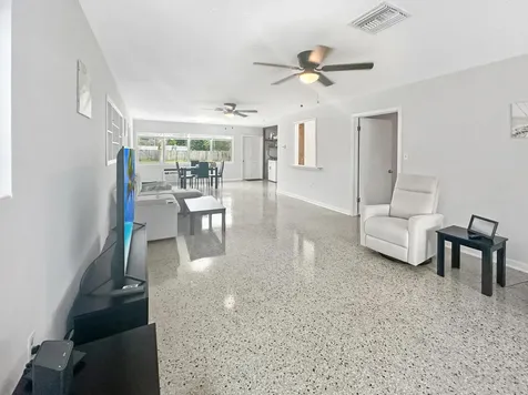 1612 S 28th Street Fort Pierce FL 34947