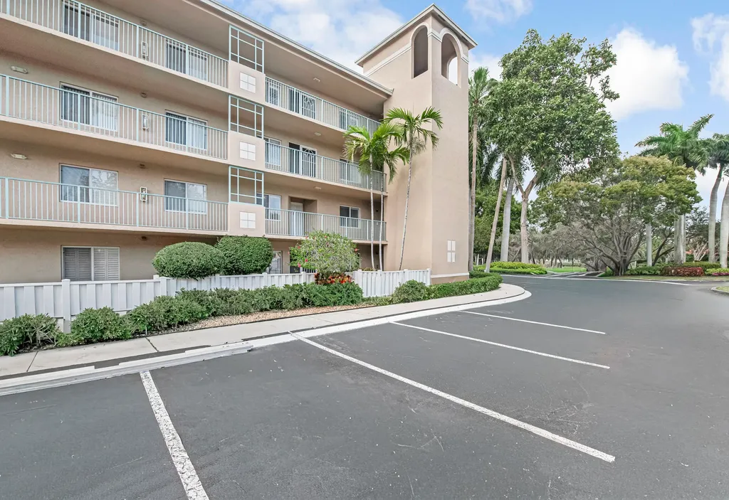 12565 Imperial Isle Drive Boynton Beach FL 33437