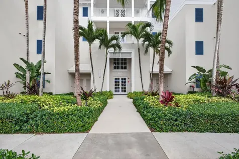 834 Bay Colony Drive S Juno Beach FL 33408