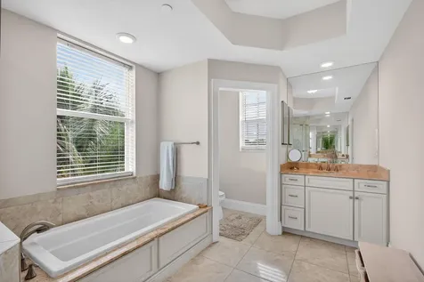 834 Bay Colony Drive S Juno Beach FL 33408