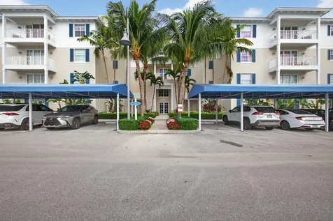 834 Bay Colony Drive S Juno Beach FL 33408