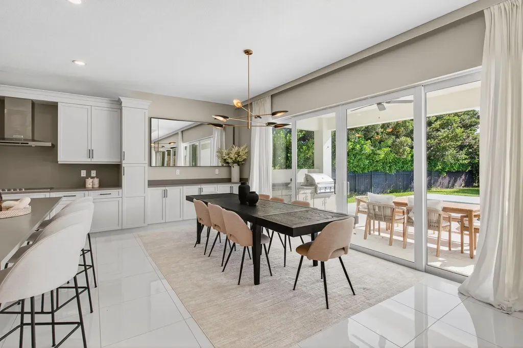 19886 Meadowside Lane Boca Raton FL 33498