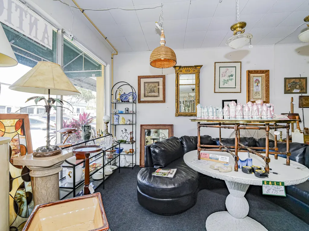 1642 Old Dixie Highway Vero Beach FL 32960