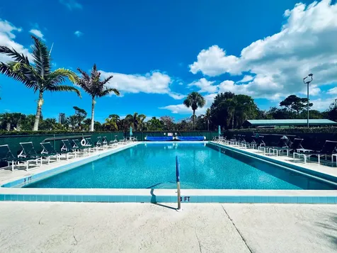 2950 SE Ocean Boulevard Stuart FL 34996