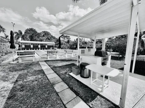 2950 SE Ocean Boulevard Stuart FL 34996