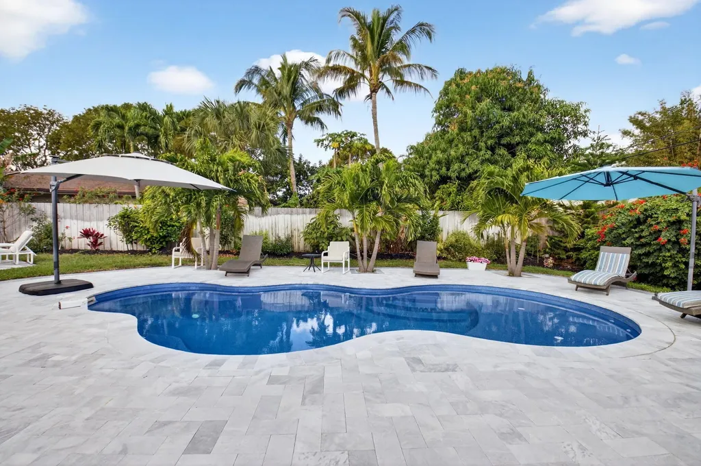 233 NE 12th Street NE Delray Beach FL 33444