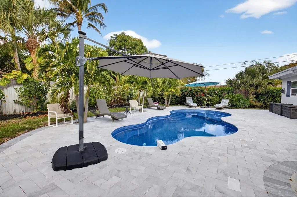 233 NE 12th Street NE Delray Beach FL 33444