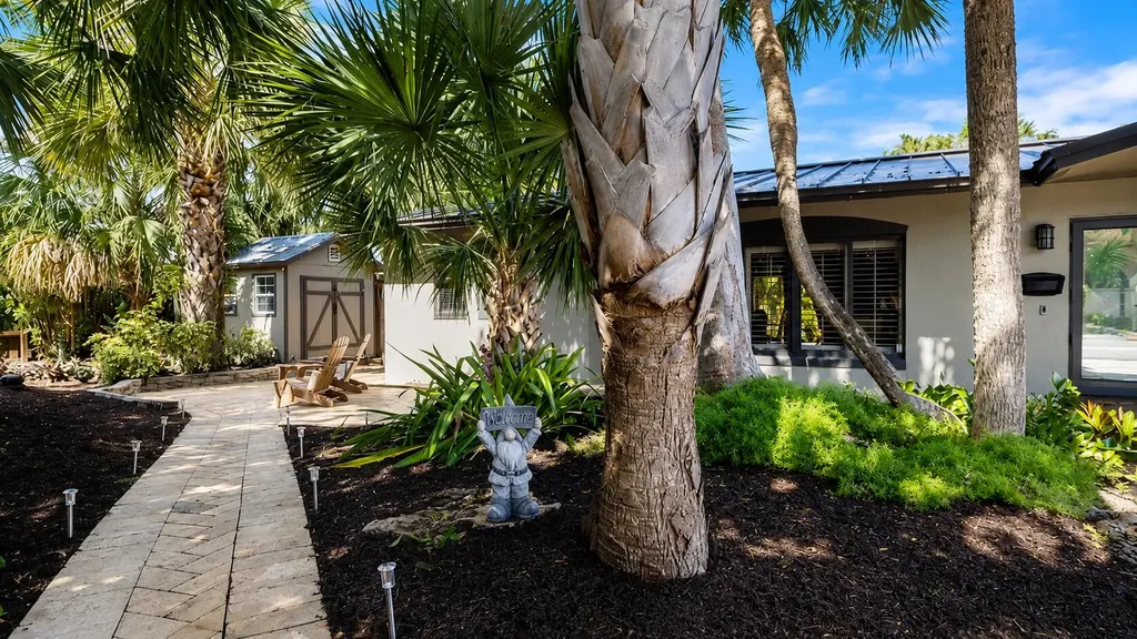 21 SE 14th Street Pompano Beach FL 33060
