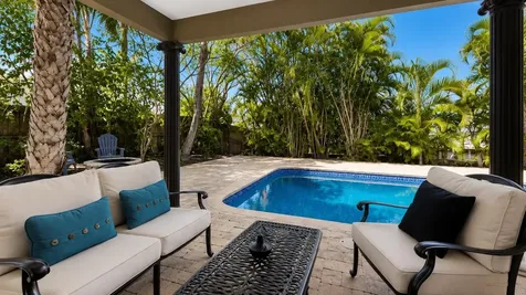 21 SE 14th Street Pompano Beach FL 33060