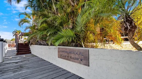 21 SE 14th Street Pompano Beach FL 33060