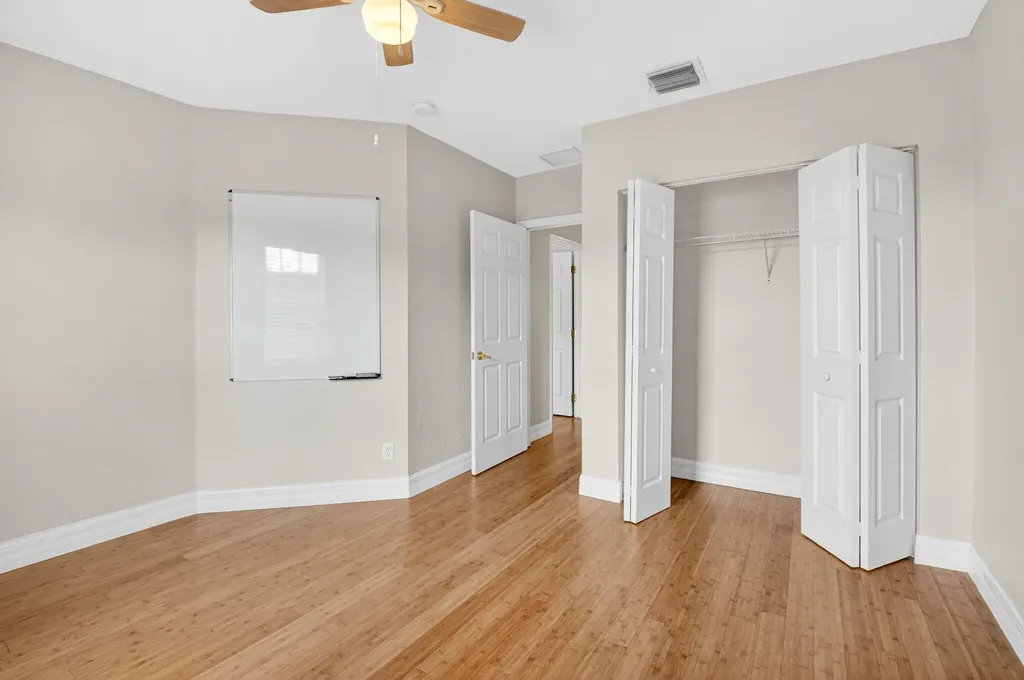 21 Largo Way Boynton Beach FL 33426