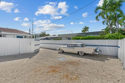 1539-1541 NE 15th Avenue Fort Lauderdale FL 33304