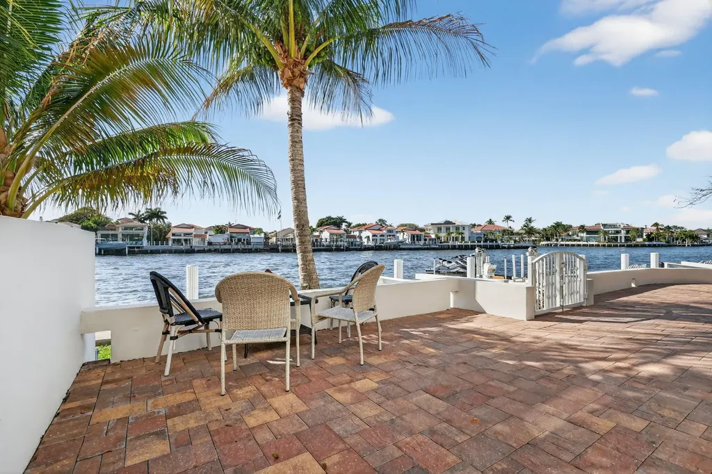 2912 S Ocean Boulevard Highland Beach FL 33487