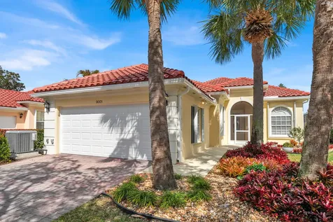 9001 SE La Creek Court Hobe Sound FL 33455