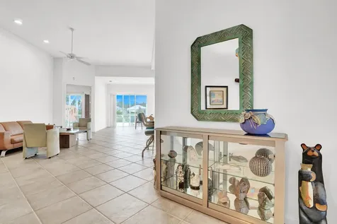 9001 SE La Creek Court Hobe Sound FL 33455
