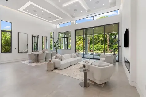 505 SE Atlantic Drive Lantana FL 33462