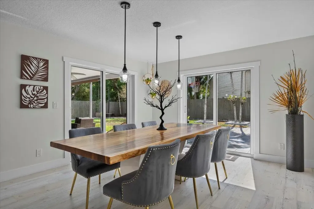 1591 Wyndcliff Drive Wellington FL 33414