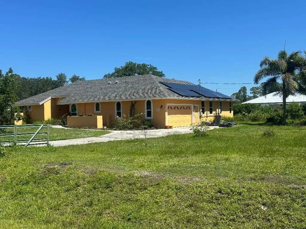 15185 Tangelo Boulevard The Acreage FL 33412