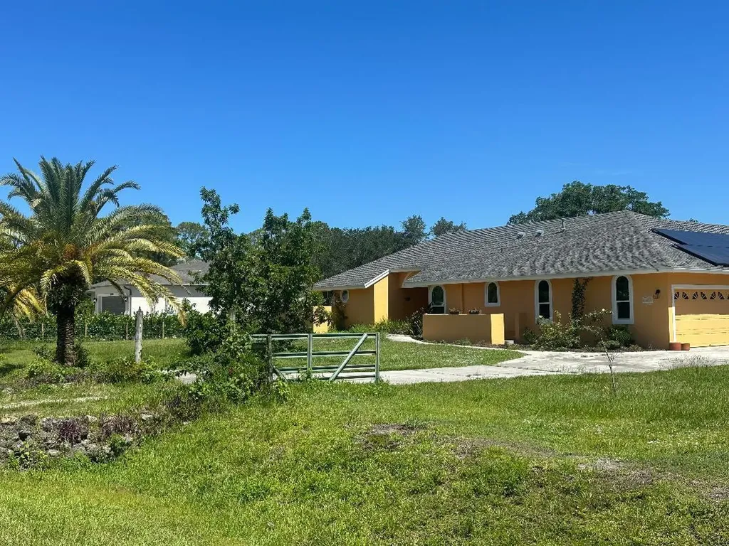 15185 Tangelo Boulevard The Acreage FL 33412