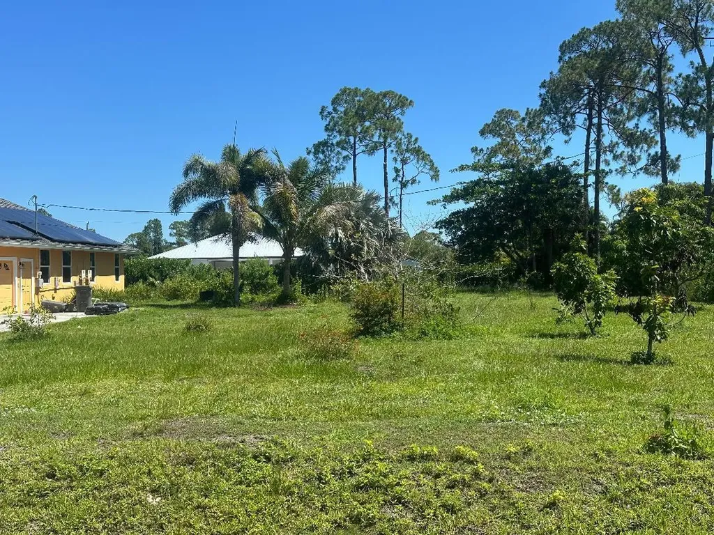 15185 Tangelo Boulevard The Acreage FL 33412