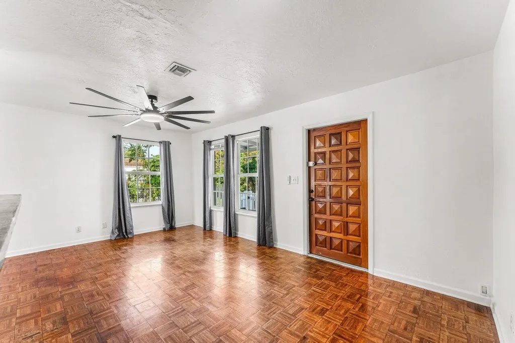 810 Franklin Road West Palm Beach FL 33405