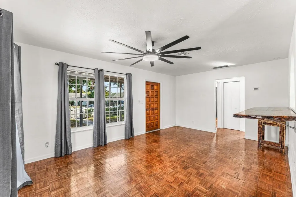 810 Franklin Road West Palm Beach FL 33405
