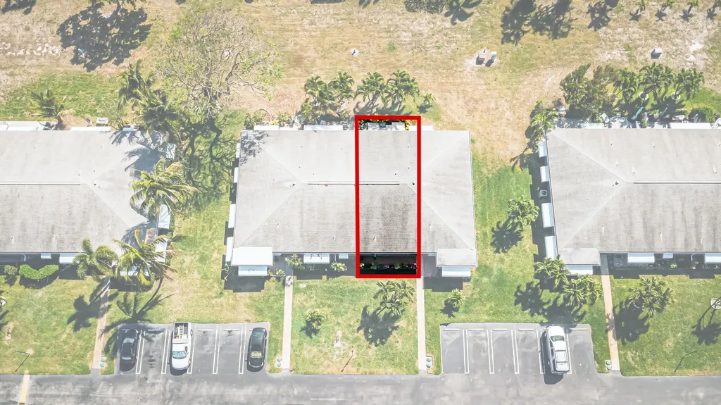 310 Main Boulevard Boynton Beach FL 33435