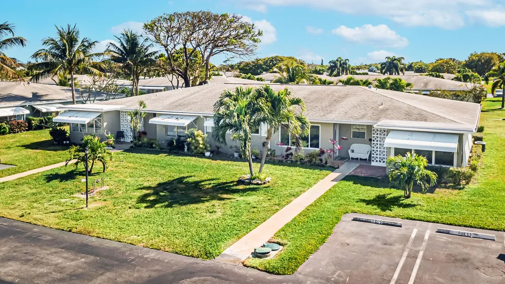 310 Main Boulevard Boynton Beach FL 33435