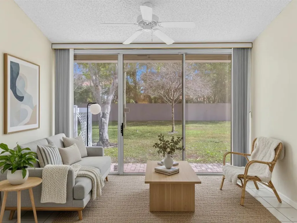 9165 Vineland Court Boca Raton FL 33496